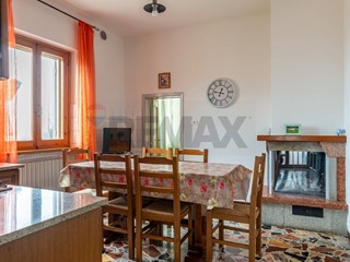 Appartamento in Vendita a Castiglion Fiorentino, 179'900&euro;, 220 m²