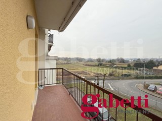 Quadrilocale in Vendita a Merone, 125'000&euro;, 120 m², con Box