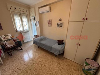 Quadrilocale in Vendita a Taranto, 135'000&euro;, 153 m²