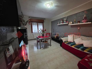 Bilocale in Vendita a Roma, 145'000&euro;, 61 m², arredato