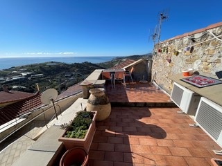 Appartamento in Vendita a Terzorio, 120'000&euro;, 130 m²