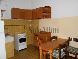 Monolocale in Affitto a Pavia, zona Via Olevano, 400&euro;, 27 m², arredato