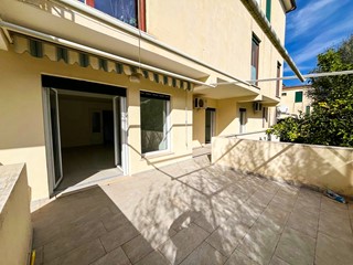 Appartamento in Vendita a Santa Marina, 143 m², con Box