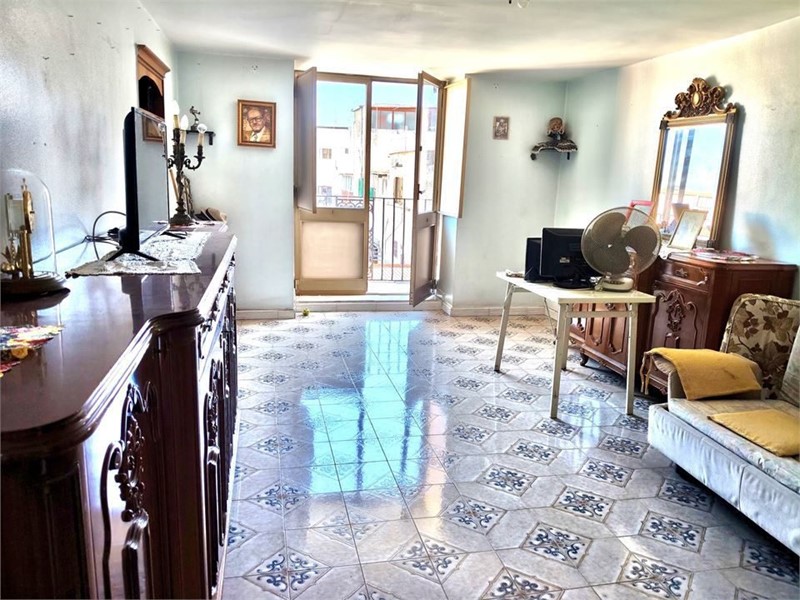 Bilocale in Vendita a Torre Annunziata, 75'000&euro;, 50 m²