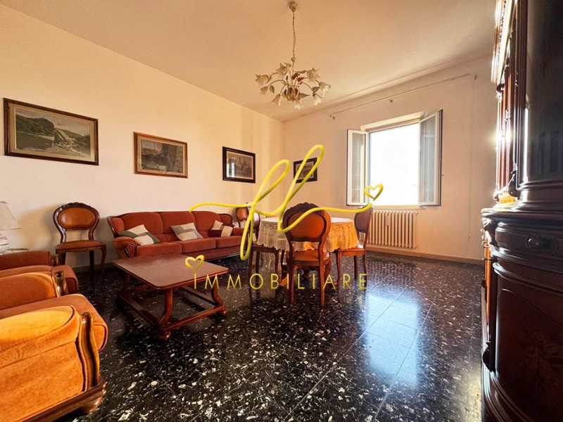 Appartamento in Vendita a Livorno, 250'000&euro;, 128 m²
