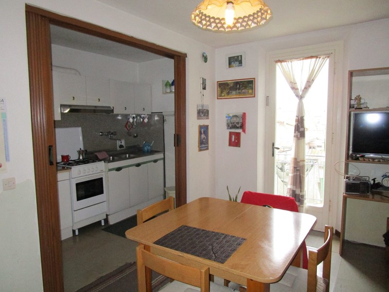 Trilocale in Vendita a Santa Croce sull'Arno, 60'000&euro;, 75 m², arredato