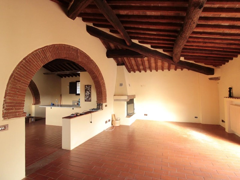 Appartamento in Vendita a Calcinaia, 260'000&euro;, 180 m²