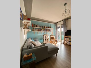 Appartamento in Vendita a Castelnuovo Magra, zona Molicciara, 255'000&euro;, 140 m²