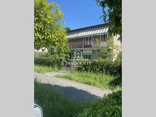 Appartamento in Vendita a Massa, 249'000&euro;, 115 m², arredato, con Box