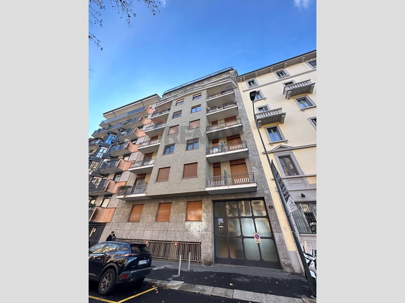 Bilocale in Vendita a Milano, 210'000&euro;, 57 m²