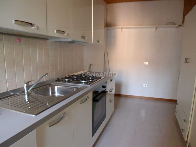 Bilocale in Affitto a Fano, 685&euro;, 50 m²