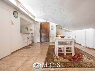 Attico in Vendita a Pisa, 120'000&euro;, 104 m²