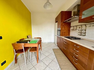 Trilocale in Vendita a Alessandria, 79'000&euro;, 75 m²