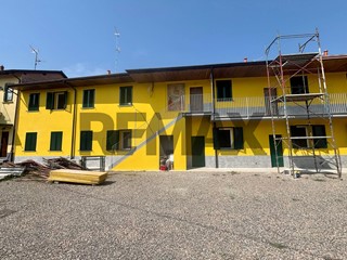 Trilocale in Vendita a Vanzaghello, 236'000&euro;, 117 m²