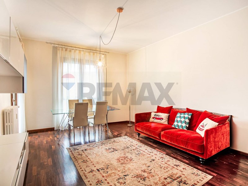 Bilocale in Vendita a Corsico, 220'000&euro;, 72 m²