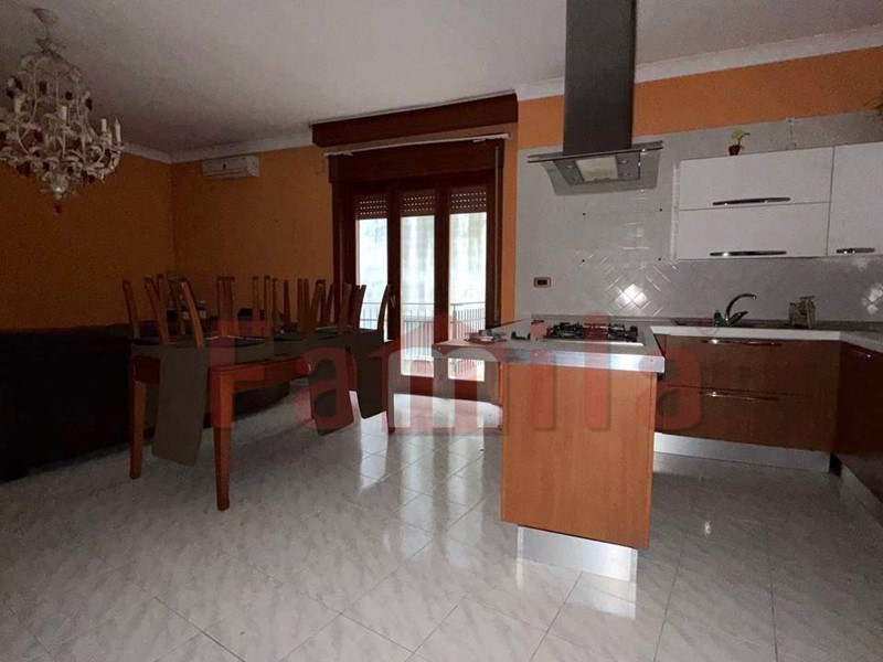 Appartamento in Vendita a Mugnano del Cardinale, 137'000&euro;, 150 m²