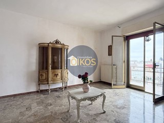 Appartamento in Vendita a Sammichele di Bari, 70'000&euro;, 100 m², con Box