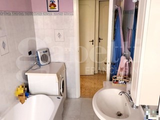 Quadrilocale in Vendita a Avezzano, 65'000&euro;, 90 m²