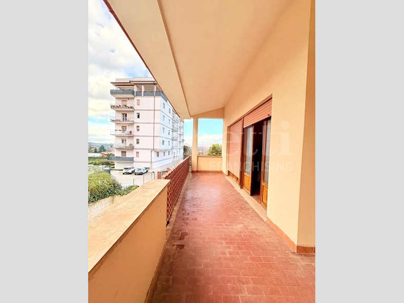 Quadrilocale in Vendita a Artena, 85'000&euro;, 130 m²