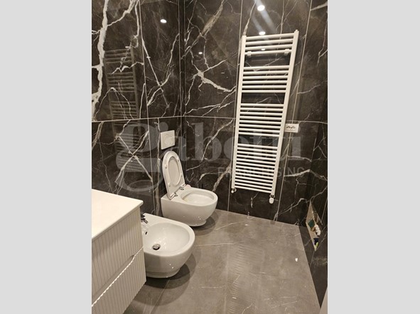 Trilocale in Vendita a Bologna, 358'000&euro;, 95 m², arredato