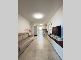 Trilocale in Vendita a Bari, 299'000&euro;, 62 m², arredato, con Box