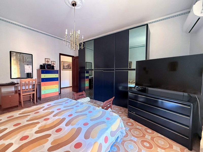 Quadrilocale in Vendita a Siracusa, 100'000&euro;, 140 m²