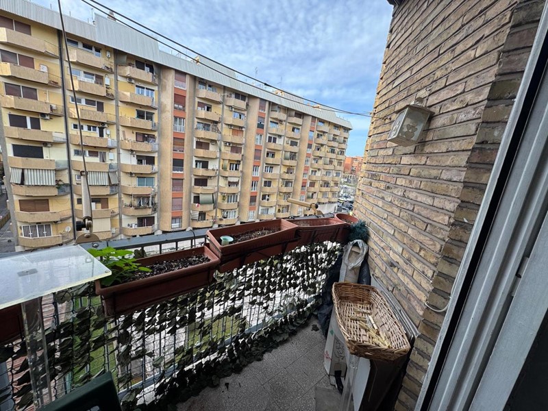 Bilocale in Vendita a Roma, 310'000&euro;, 83 m²