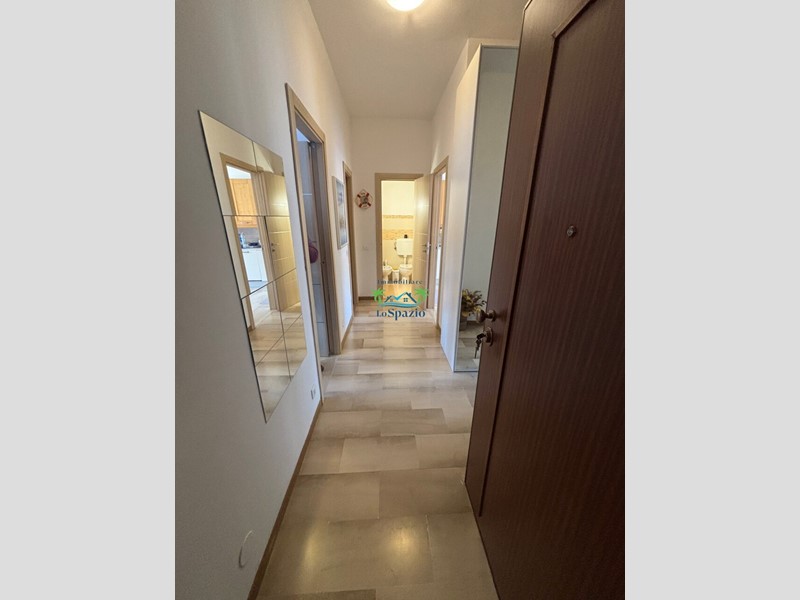 Trilocale in Vendita a Andora, zona Marina Di Andora, 320'000&euro;, 78 m², arredato, con Box