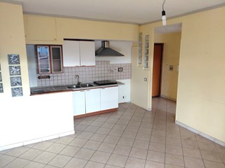 Trilocale in Affitto a Guidonia Montecelio, zona Guidonia, 650&euro;, 60 m²