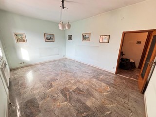 Quadrilocale in Vendita a Bologna, 270'000&euro;, 96 m², con Box