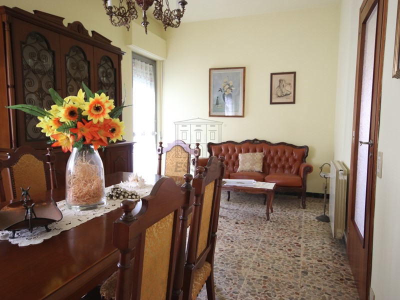 Appartamento in Vendita a Lucca, zona Nord, 240'000&euro;, 115 m²