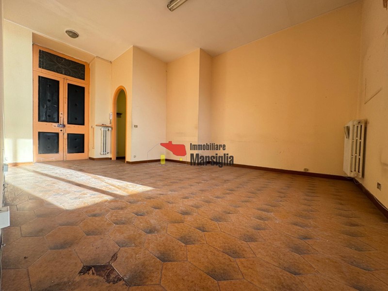 Trilocale in Vendita a Sanremo, 350'000&euro;, 66 m²