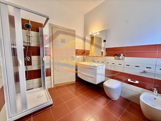 Trilocale in Vendita a Siracusa, zona Scala Greca, 108'000&euro;, 103 m²