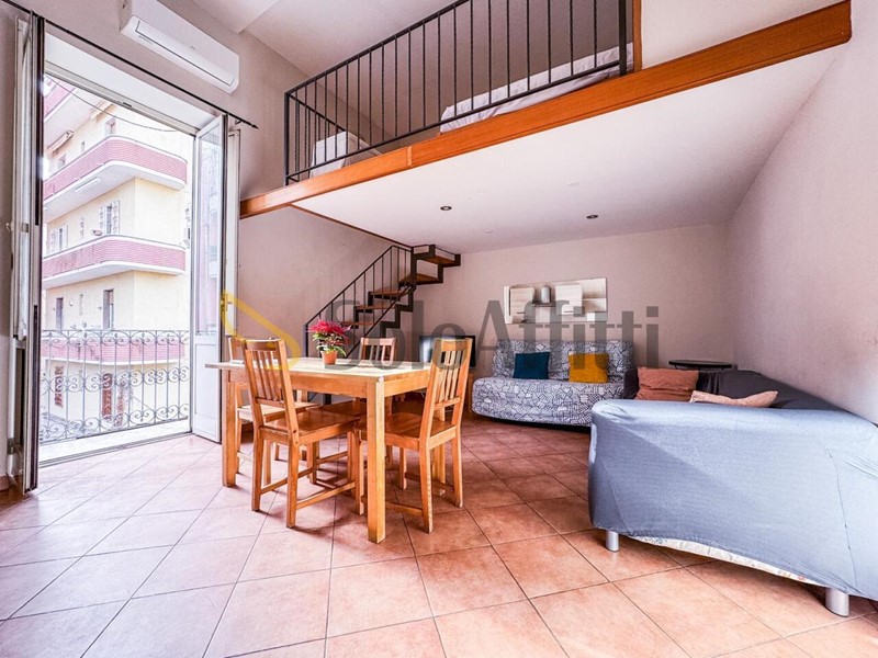 Bilocale in Affitto a Napoli, zona Vomero, 950&euro;, 60 m², arredato