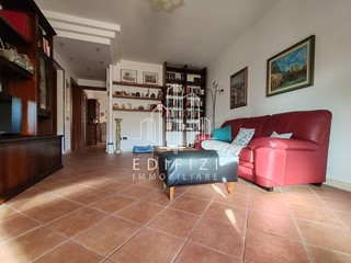 Appartamento in Vendita a Massa, 320'000&euro;, 110 m²