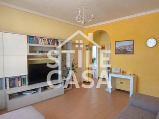 Appartamento in Vendita a Pescia, 110'000&euro;, 82 m²