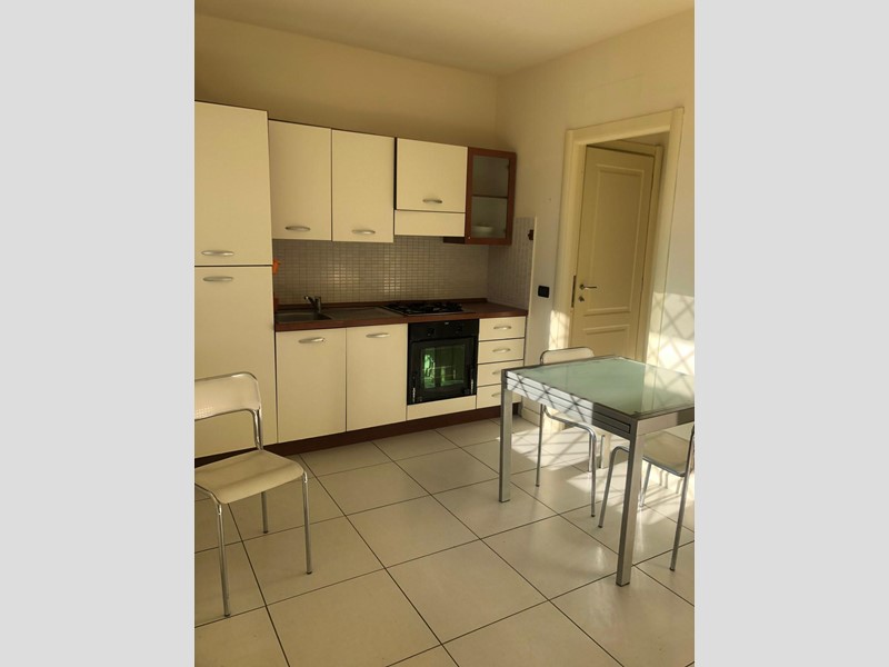 Bilocale in Vendita a Lucca, zona San Pietro a Vico, 130'000&euro;, 45 m², arredato