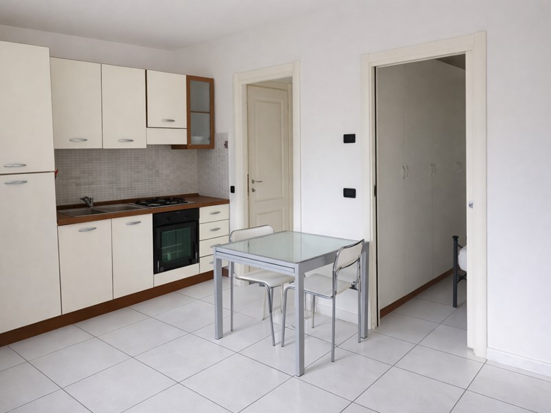 Bilocale in Vendita a Lucca, zona San Pietro a Vico, 125'000&euro;, 45 m², arredato