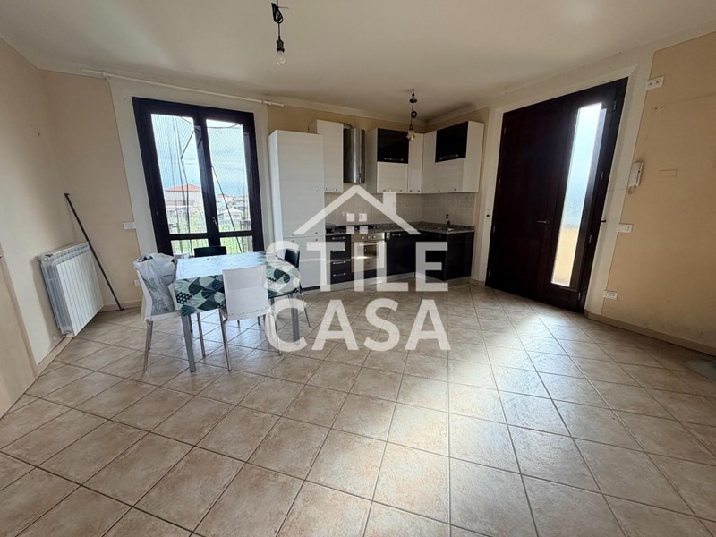 Appartamento in Vendita a Altopascio, 130'000&euro;, 78 m²