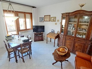 Quadrilocale in Vendita a Rosignano Marittimo, zona Rosignano Solvay, 240'000&euro;, 100 m², con Box