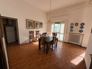 Appartamento in Vendita a Pontedera, 198'000&euro;, 163 m²