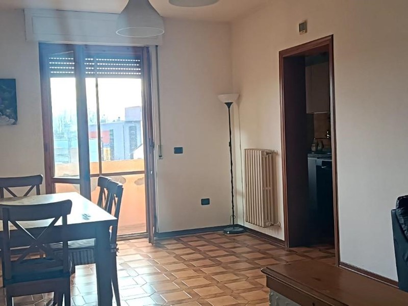 Trilocale in Vendita a Cascina, 140'000&euro;, 80 m², arredato, con Box