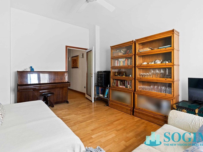 Bilocale in Vendita a Milano, 259'000&euro;, 73 m²