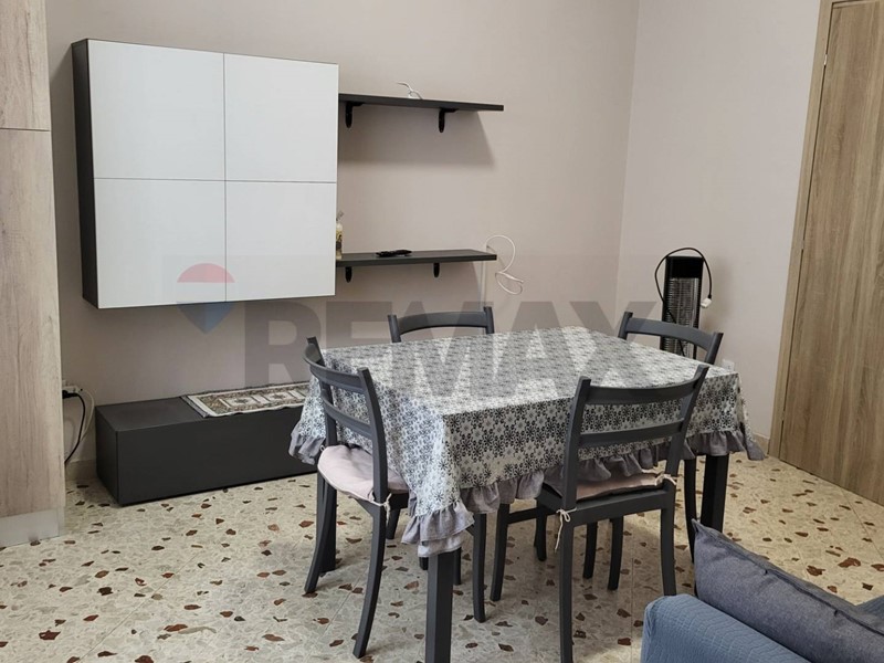 Quadrilocale in Vendita a Palermo, 58'000&euro;, 49 m²