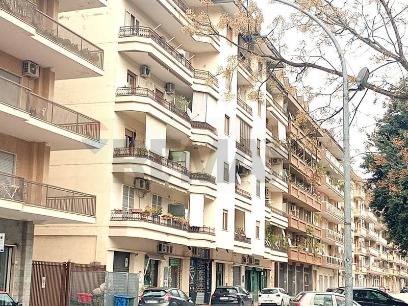 Appartamento in Vendita a Caserta, 275'000&euro;, 156 m²