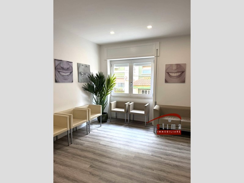 Appartamento in Vendita a Siracusa, 135'000&euro;, 143 m²