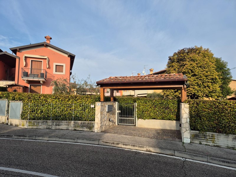 Trilocale in Vendita a Peschiera del Garda, 339'000&euro;, 103 m²