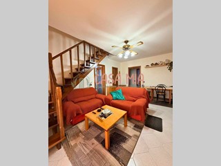 Quadrilocale in Vendita a Rottofreno, 160'000&euro;, 120 m²