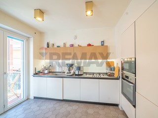 Trilocale in Vendita a Ciampino, 285'000&euro;, 105 m²