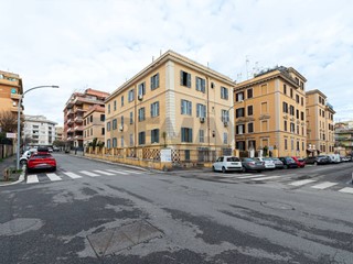 Bilocale in Vendita a Roma, 270'000&euro;, 50 m²